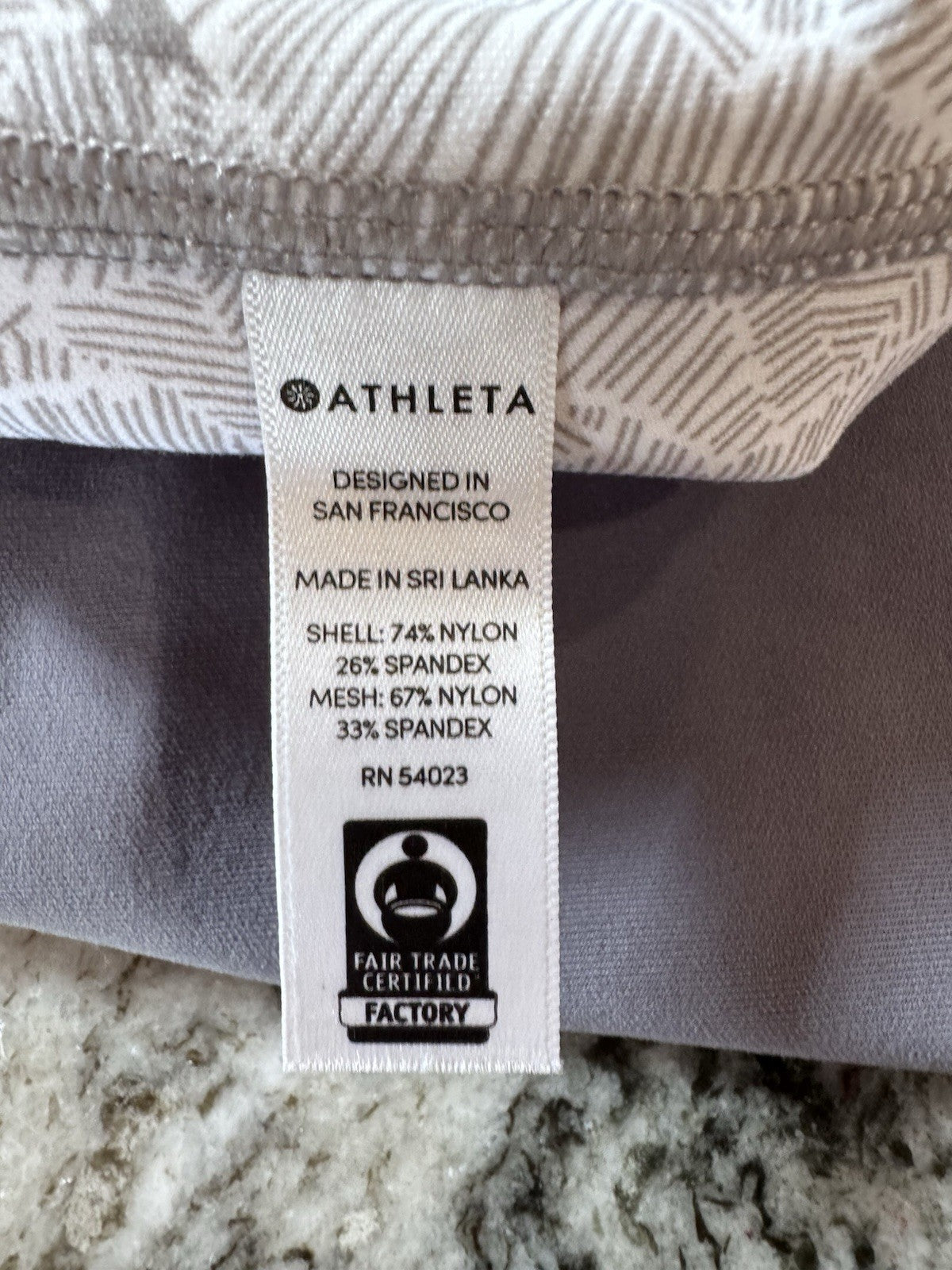 Athleta All In Palm 7/8 Tight Leggings Size Medium Womens Tropical Print Gym