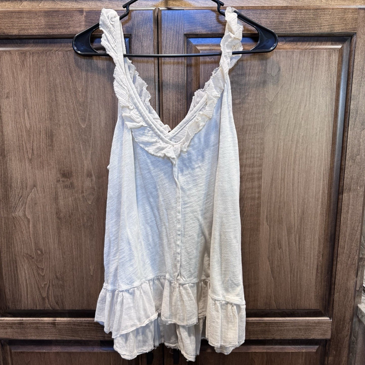 American Eagle Ruffle Tank Top Size Small Ivory Cream Peplum Hem Boho Style