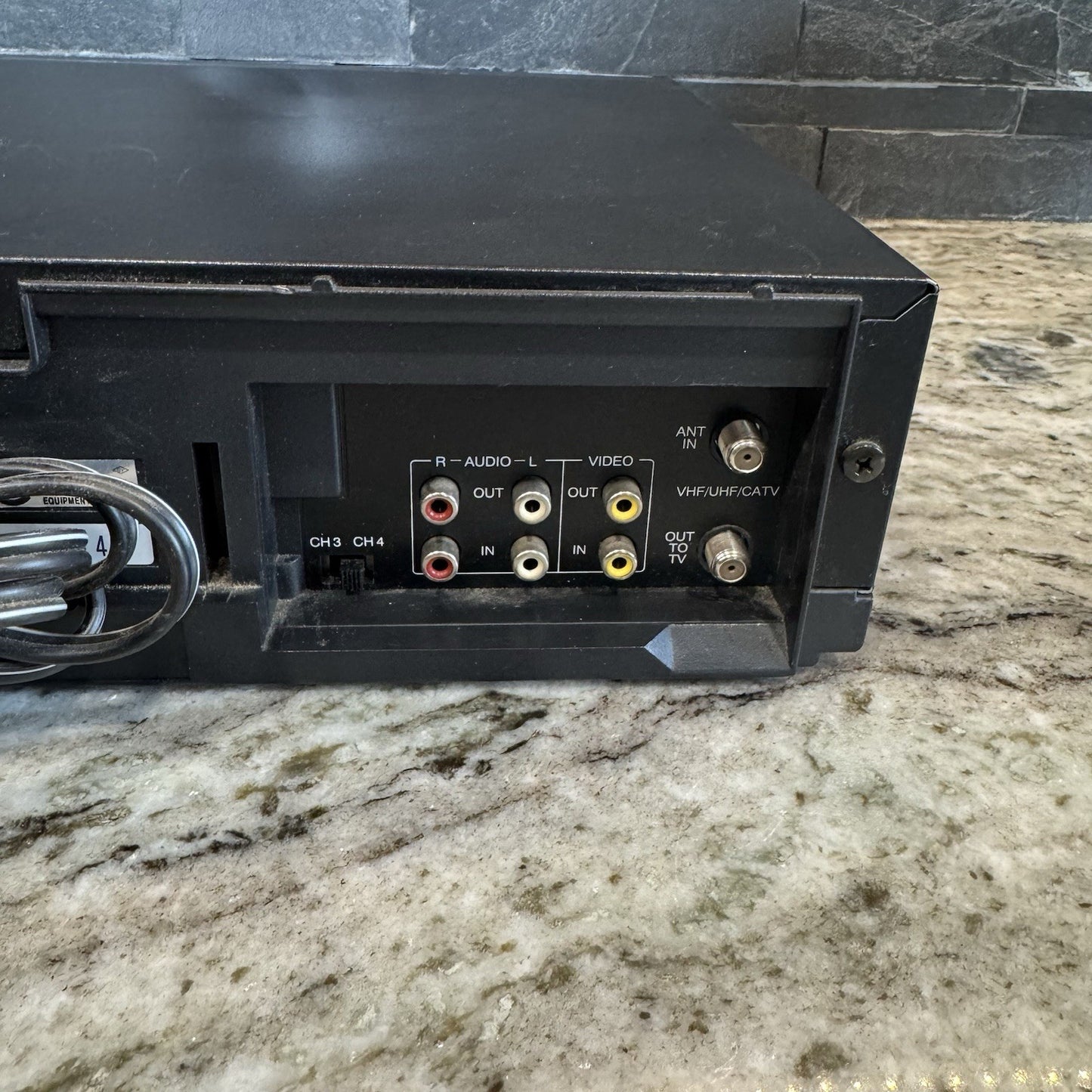 Zenith VCR Plus VR4226HF Stereo Video Cassette Recorder- Not Tested