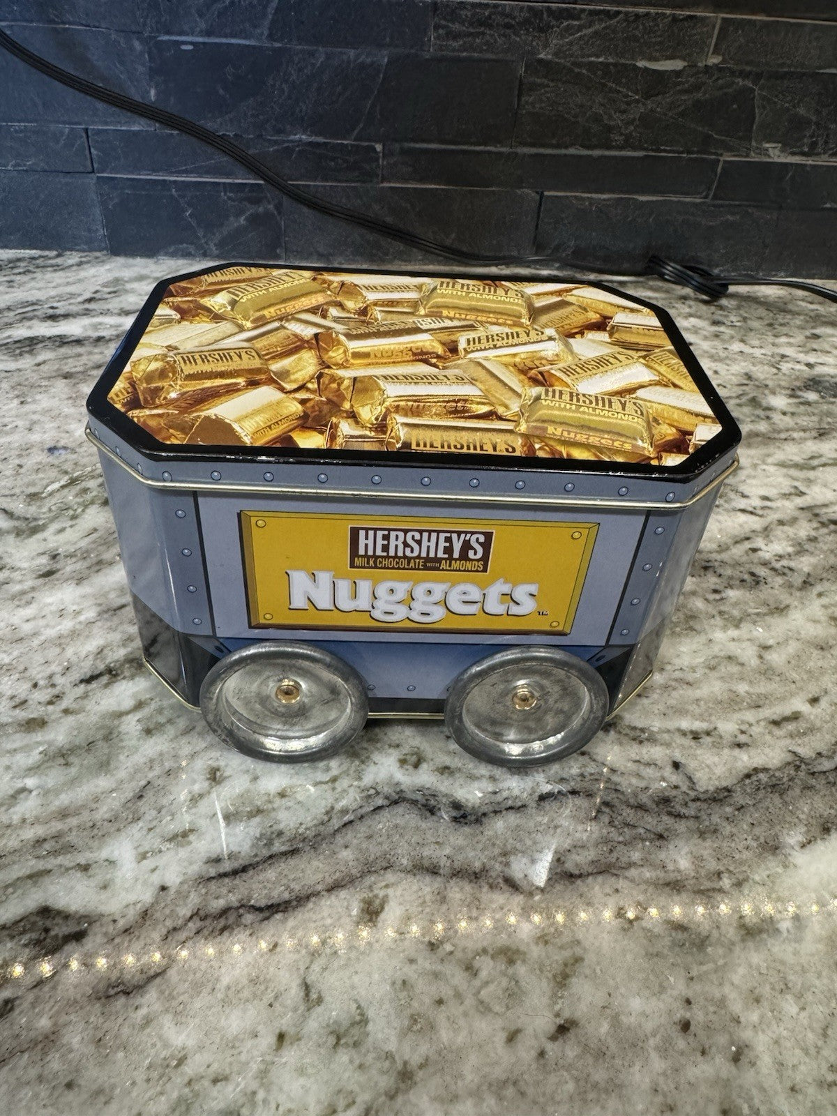 Vintage Hersheys Nuggets Tin Metal Wheels
