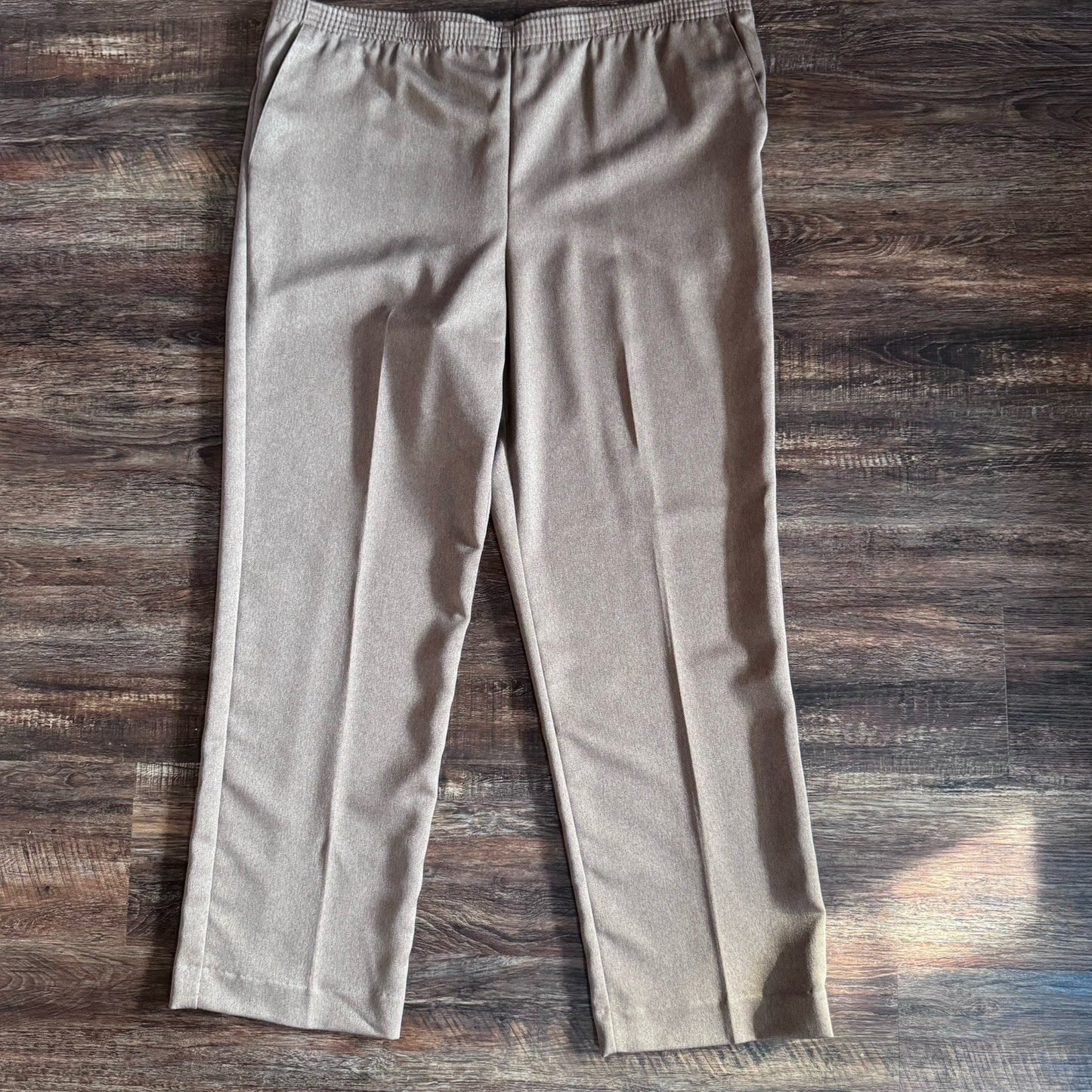Alfred Dunner Mocha Stockbridge Pants Size 14 Medium Proportioned NWT