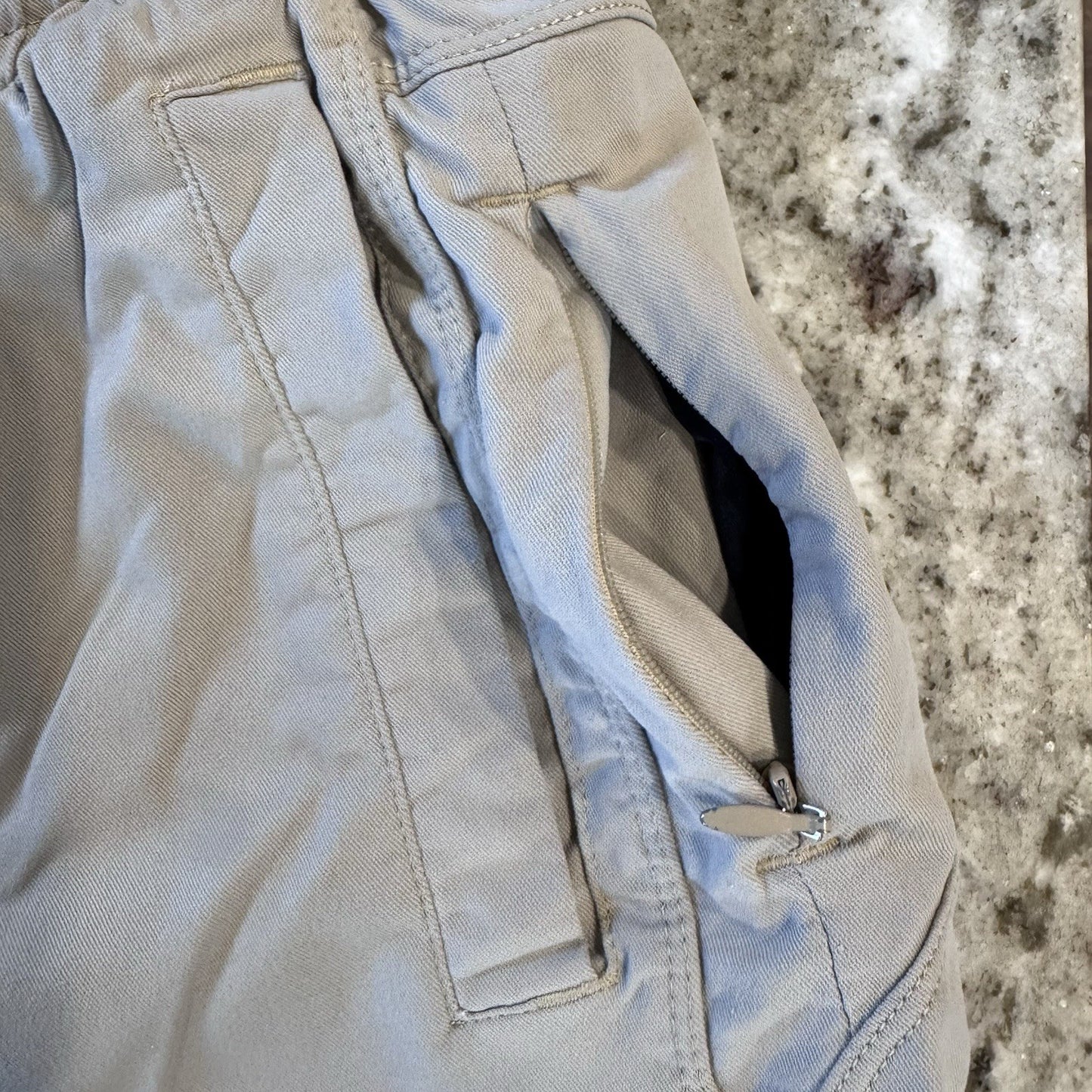 Birddogs Men’s Khaki Gym Shorts with Built-In Liner Size Small