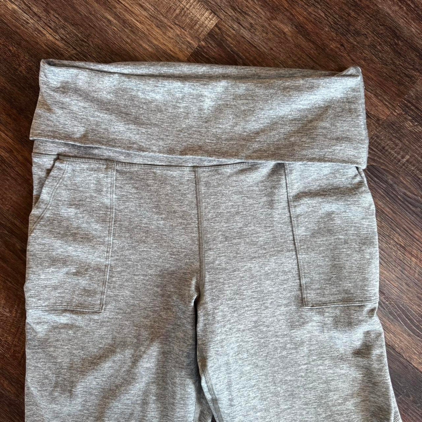 XL OFFLINE By Aerie The Hugger High Waisted Fold over Flare Legging