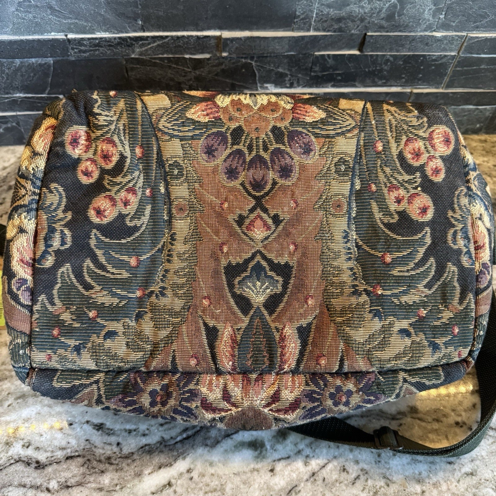 Vintage Showline Inc Tapestry Soft garment toiletry Bag Luggage - USA Made 