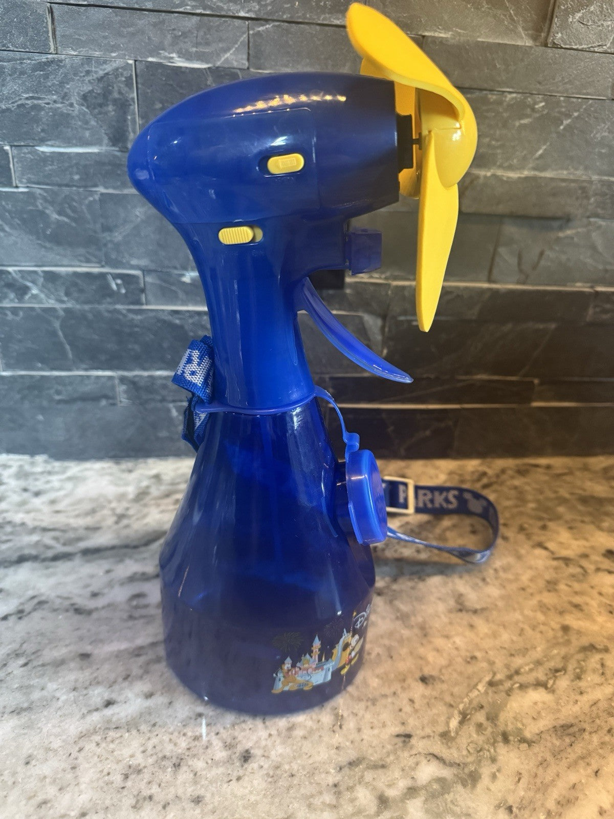 Walt Disney World Park Misting Water Bottle Spray Fan  w/ Lanyard (Tested)