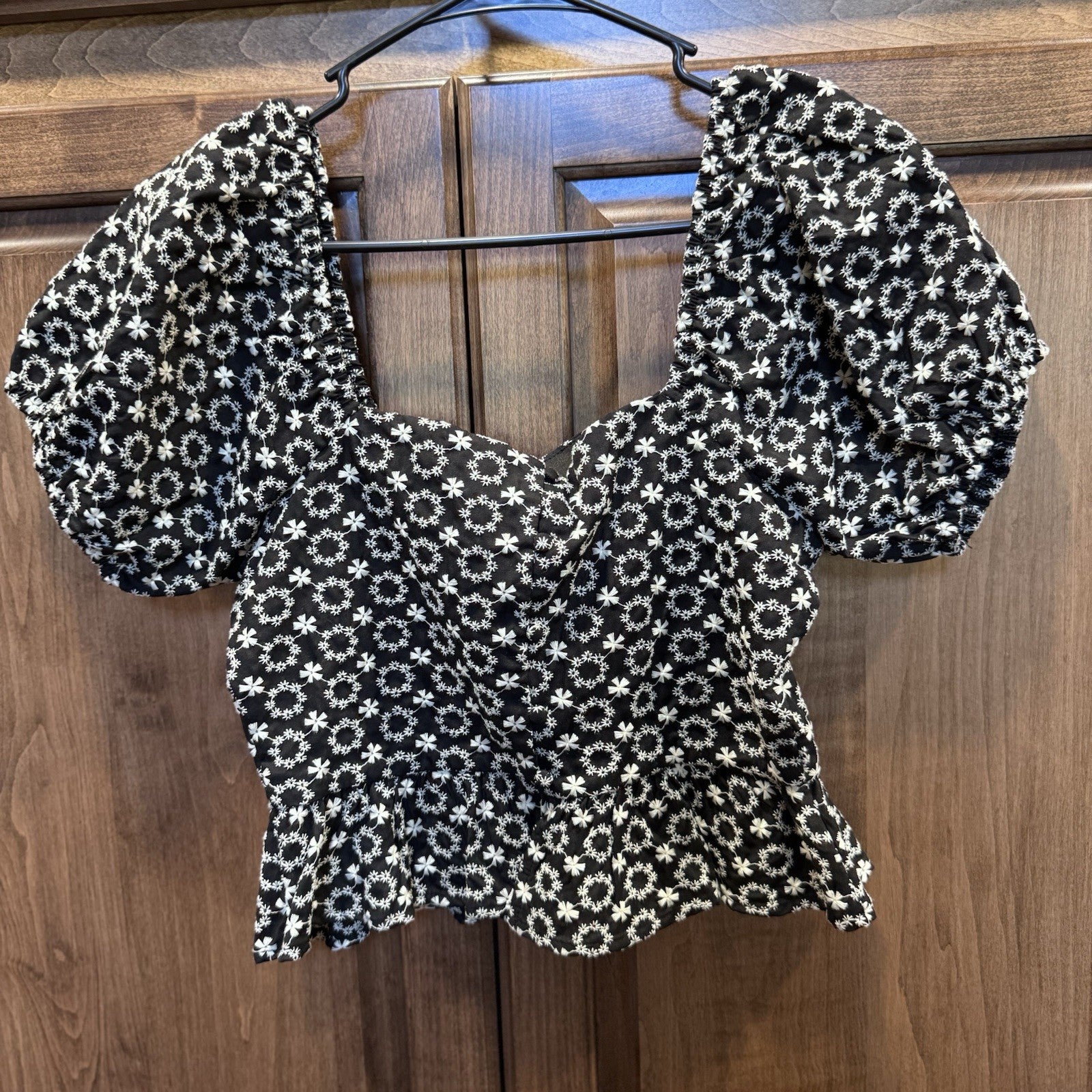 Dee Elly Black White Floral Puff Sleeve Peplum Blouse Size S