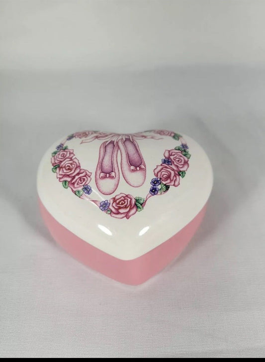 Vintage Heart Shaped Trinket Music Box By The San Francisco Music Box Co. BALLET