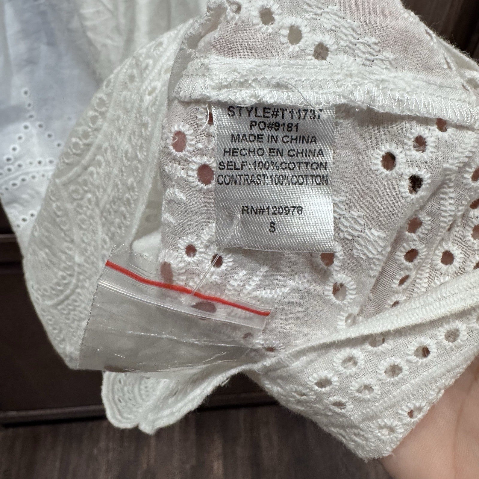 Entro White Eyelet Cold Shoulder Blouse | Size Small | Boho Summer Top NWT
