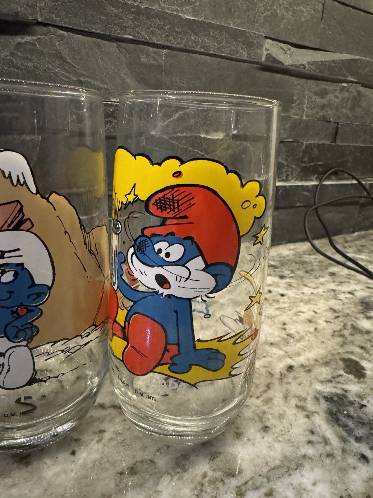 Vintage Complete Set of 6 Smurf Glasses From 1983 ... Excellent Condition