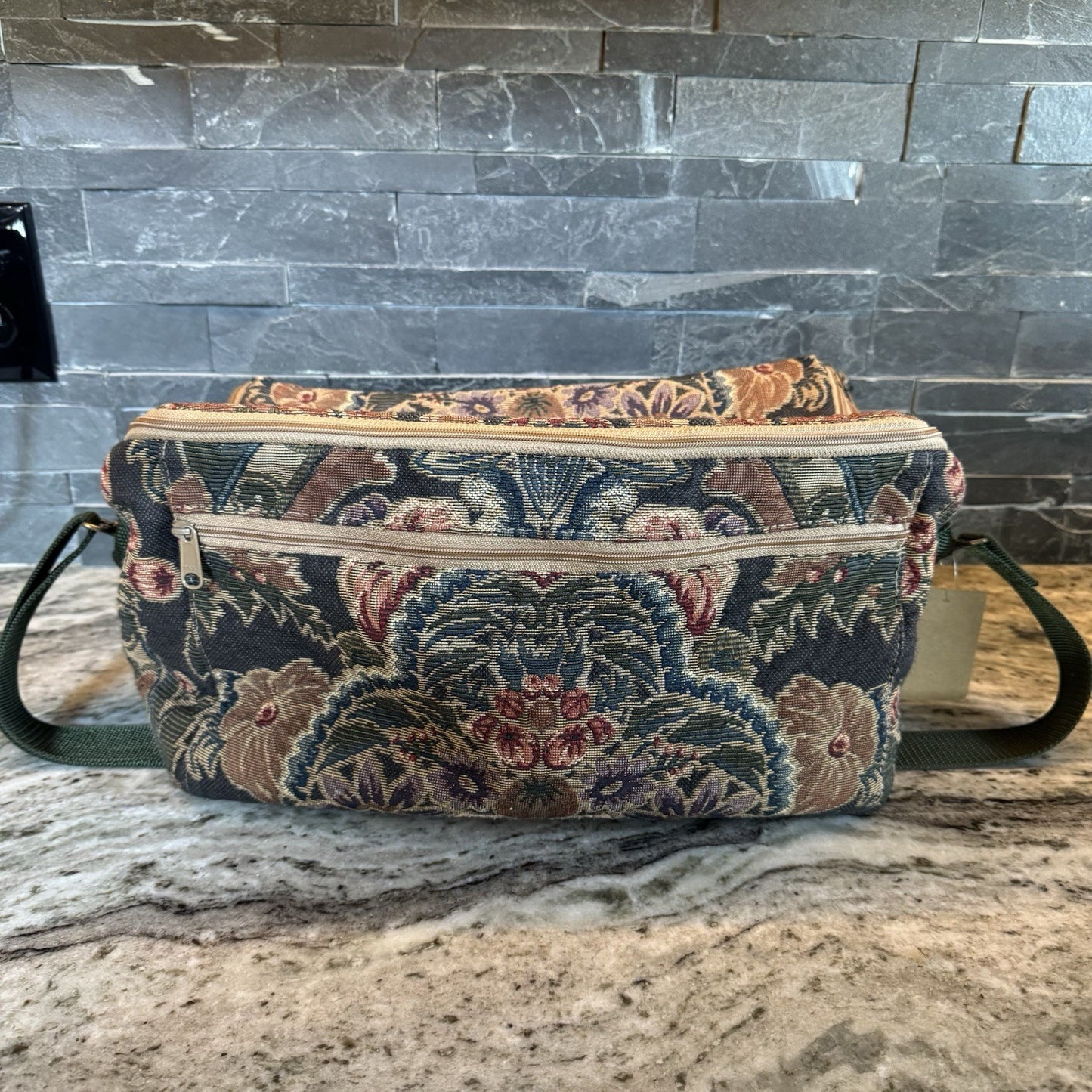 Vintage Showline Inc Tapestry Soft garment toiletry Bag Luggage - USA Made 