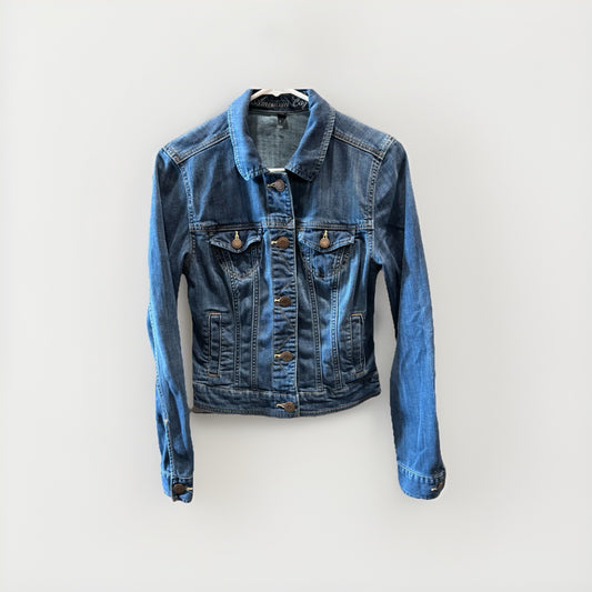 American Eagle Women’s Classic Denim Jacket Size Medium M Button  Stretch AEO