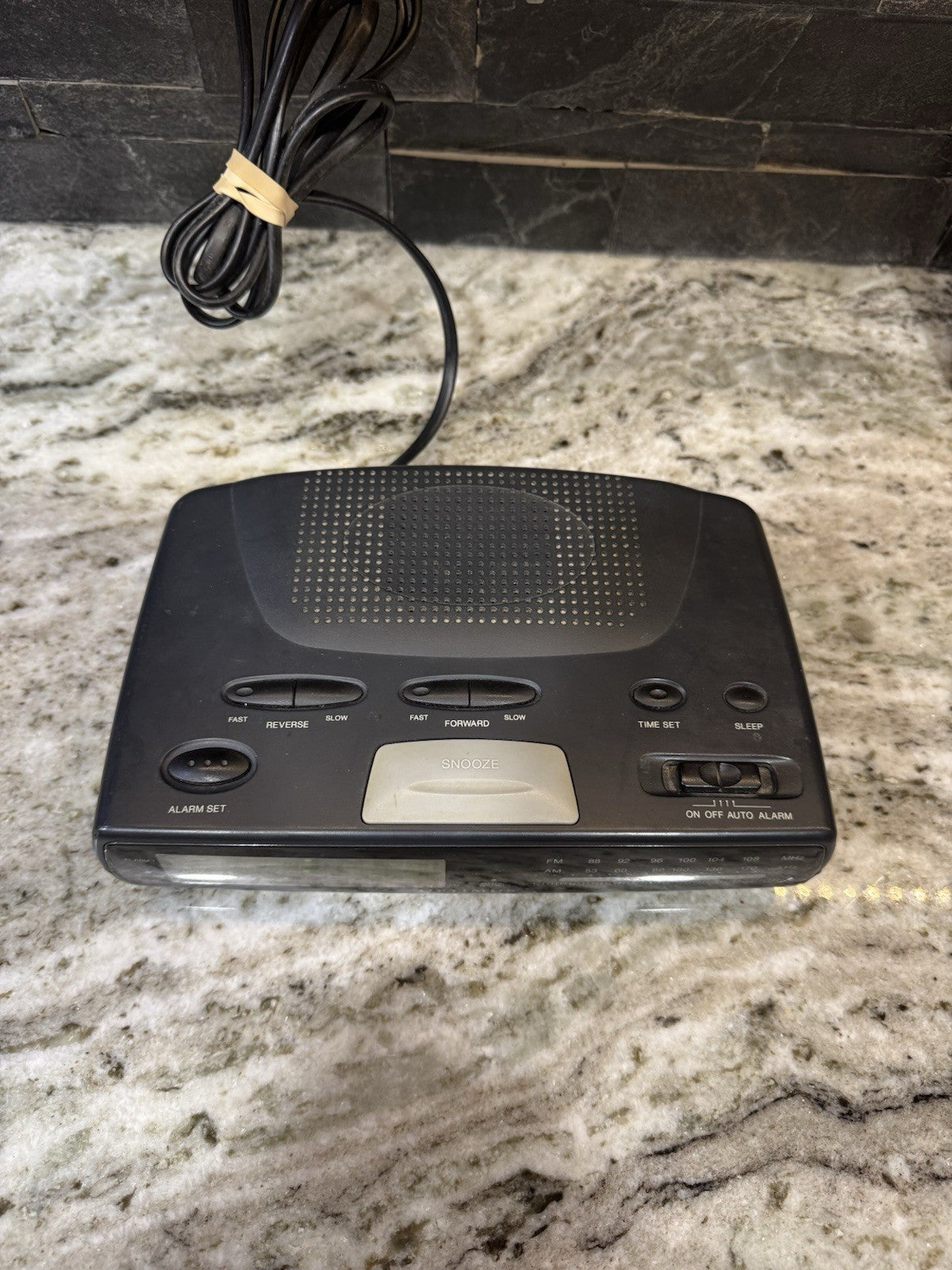 Vintage Optimus CR-320 Digital Clock with Dual Alarm AM/FM Radio Tested🔥